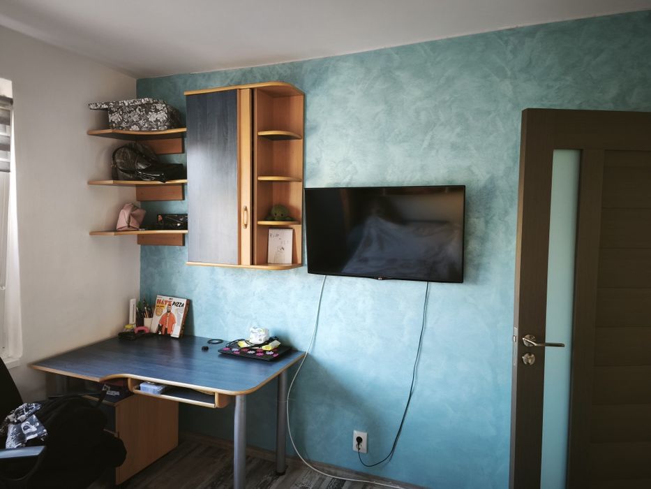 Vând apartament cu 3 camere