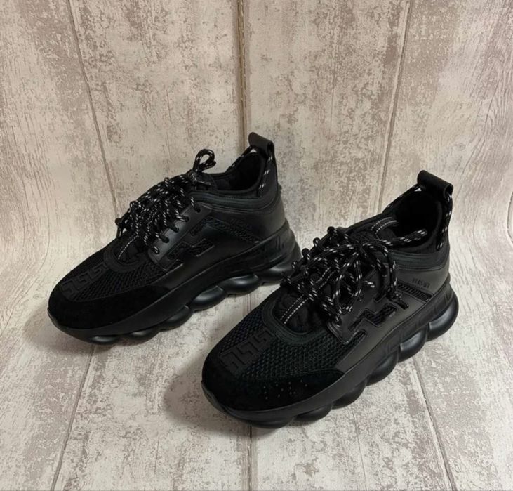 Versace Chain Reaction