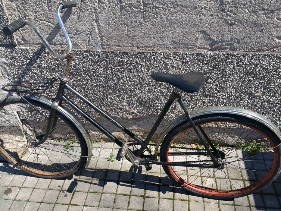 Старинно дамско колело