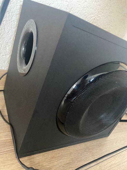 Здравейте продавам колони LOGI