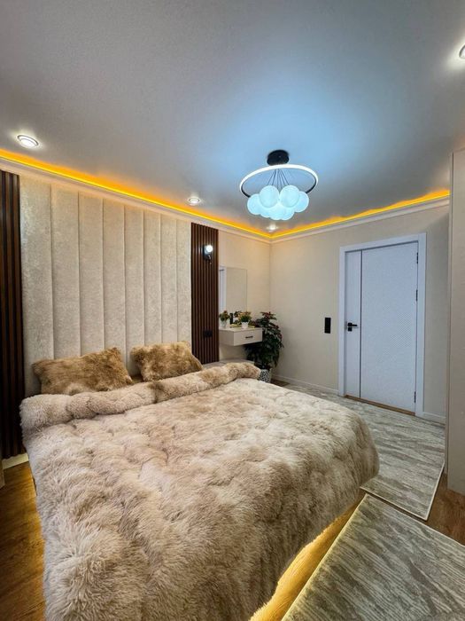 М Мирзо Улугбек.  3в4комнатная \ Евро квартира