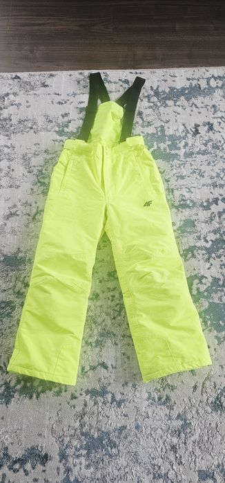 Vand pantaloni ski 4 f copii