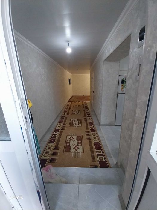 Продаётся дом с  евроремонтом обустроен для на 2 семьи  .