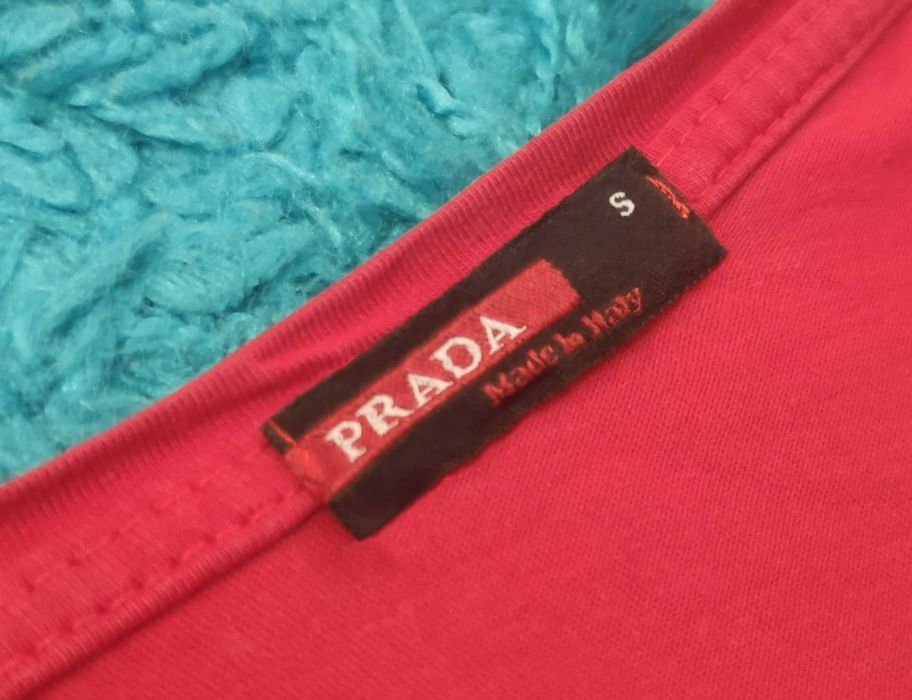 Tricou Prada - Red Edition