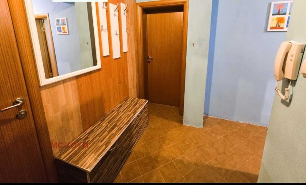 Продава се Тристаен апартамент в София, Център - 75 кв.м за 1972 €/кв.м - Снимка #2