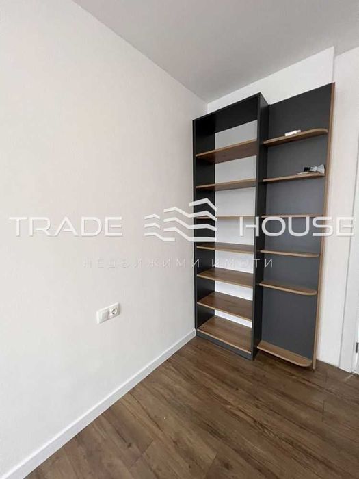 Дава се под наем Тристаен апартамент в Пловдив, Христо Смирненски - 110 кв.м за 650 € - Снимка #8