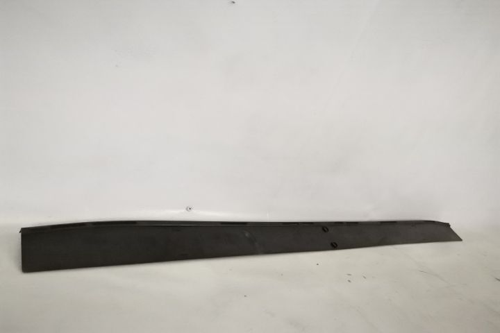 Оригинална предна централна броня в добро състояние, нова / Lip Centra