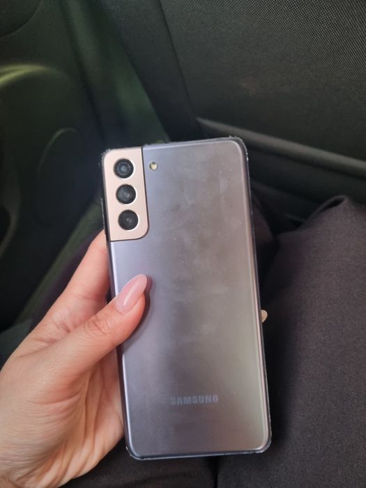 Samsung S21+ в хорошем состоянии коробка документы есть