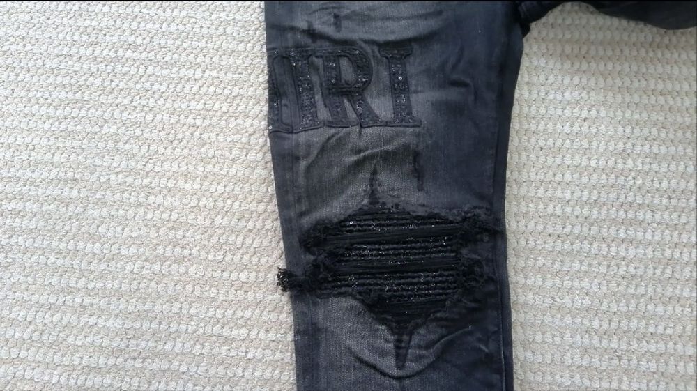 Blugi amiri marimea 38US