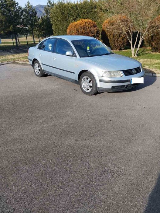 Фолксваген Пасат Б5