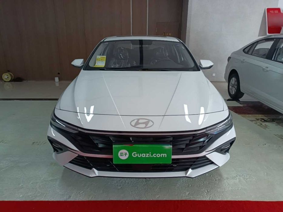 Hyundai Elantra 1.5L CVT GLX Elite Edition