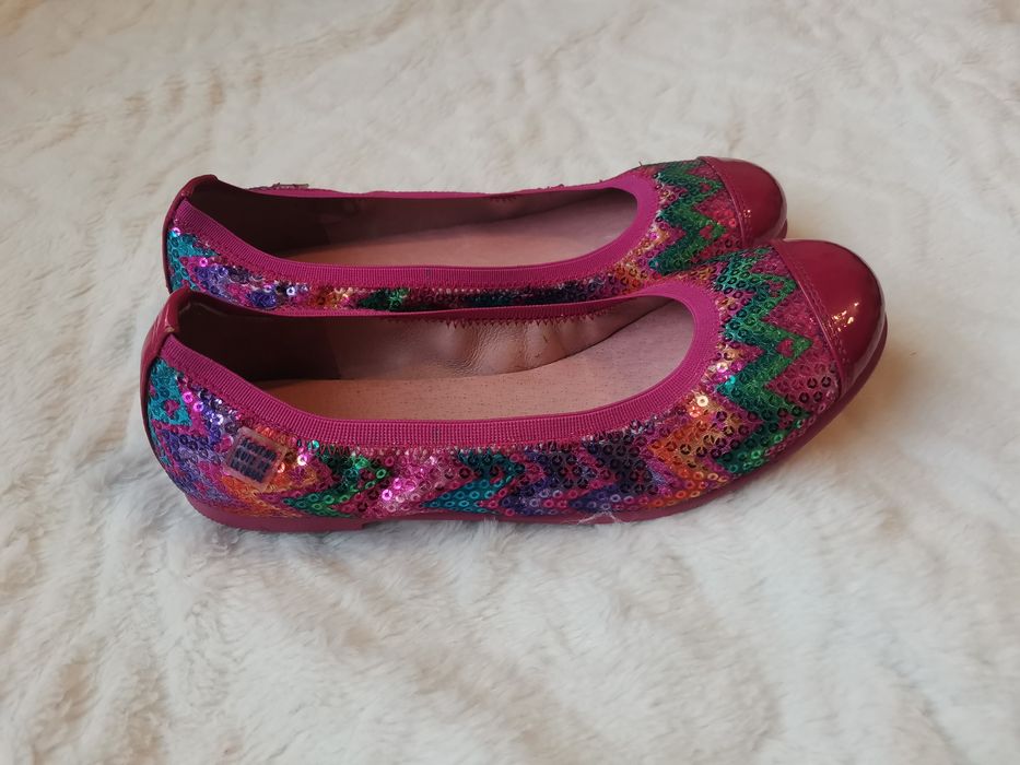 Нови  балеринки на  Agatha Ruis De La Prada, 34 номер.

Цена 35 лв