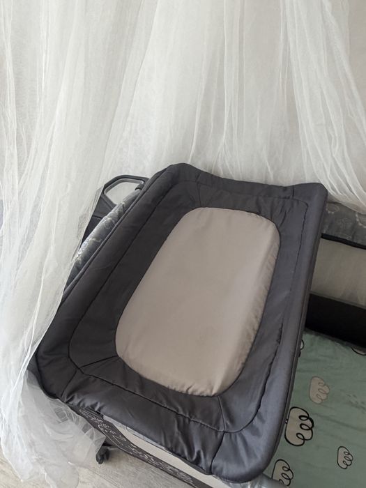 Продам кровать-манеж