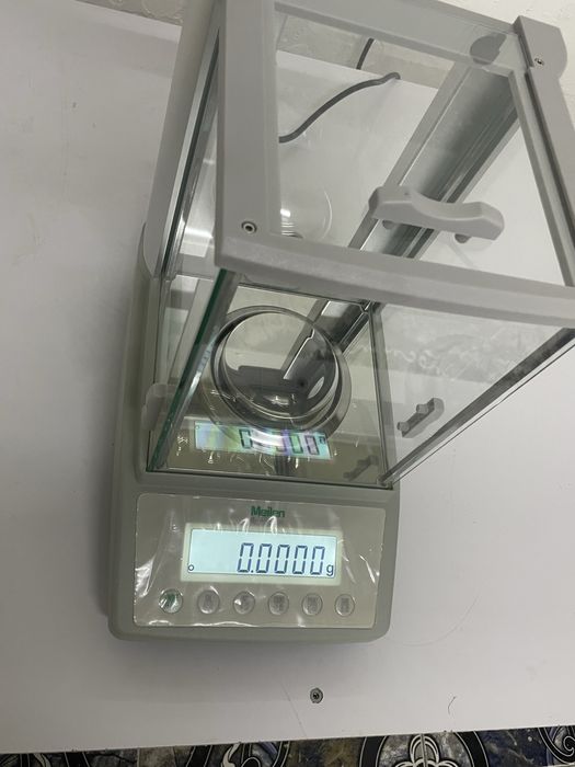 Тарози аналитик 0.0001гр