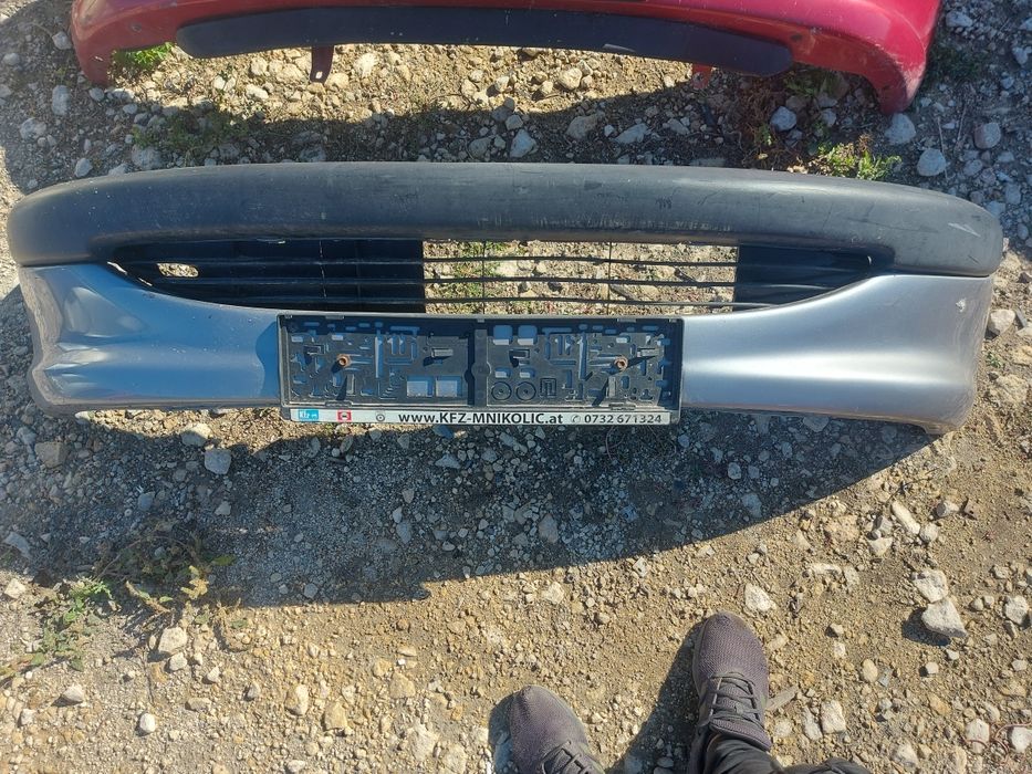 Предни брони Пежо 206 1998- 2005