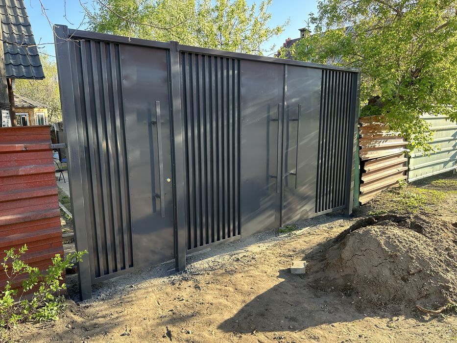 Распашные кованные ворота