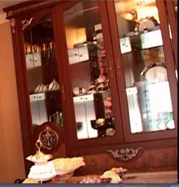 Mebl stenka sotiladi