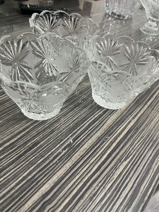 Хрусталь в количестве 7 шт.