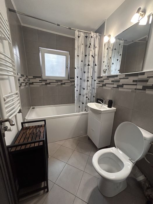Inchiriez Apartament 1 Mai
