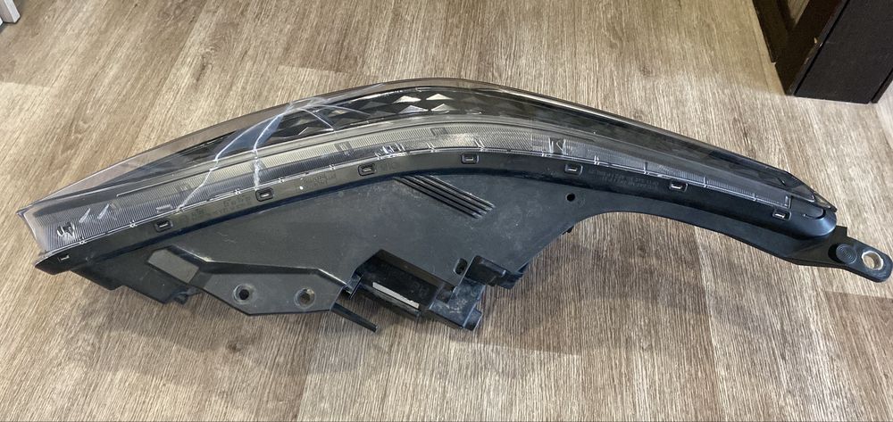 Фара оригинал Киа серато