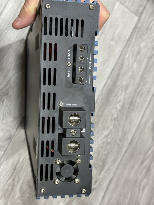 В продаже усилитель 2.1800 Headshot