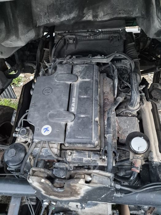 Motor cutie roti faruri uși punte cardan camion Man 2009