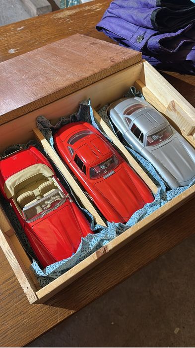 Mercedes, ferrari, bmw, porsche, 1/18 masinuta