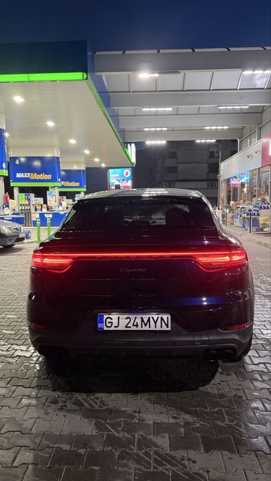 PORSCHE Cayenne Coupe 2022 — imagine 4