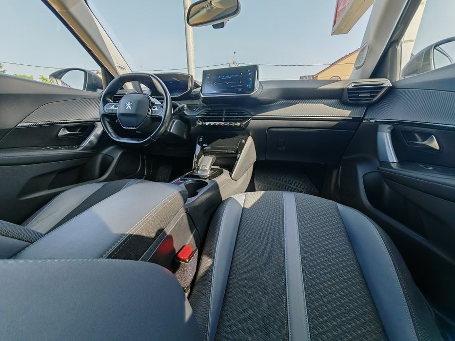PEUGEOT 2008 - 130 CP - automat- fără defecte- prim proprietar RO