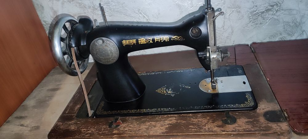 Швейная машинка винтаж