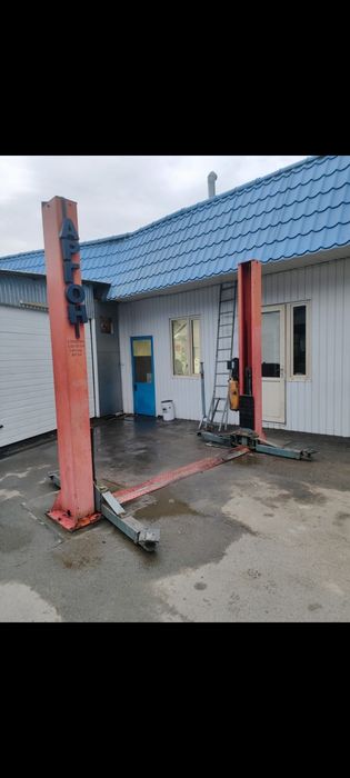 Подъемник для машин