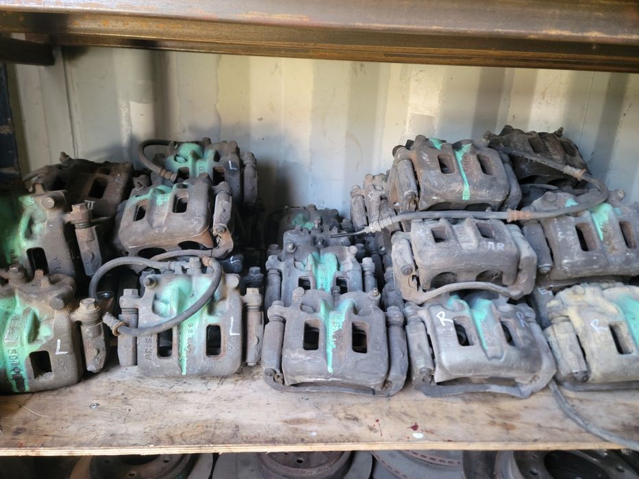 Суппорта Паджеро 3