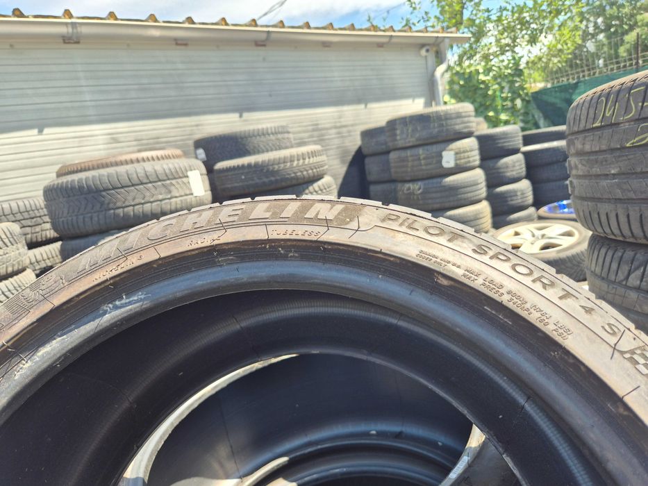2 Anvelope de VARA - 275/35/19 - Michelin Pilot Sport 4S * OEM BMW M - CA NOI - DOT 2023 !