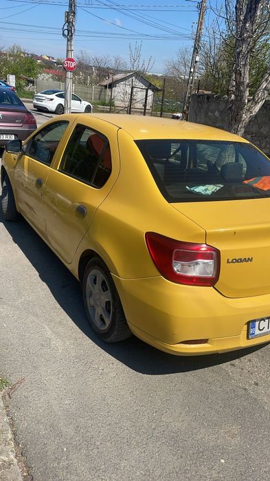 Vând Dacia Logan 2