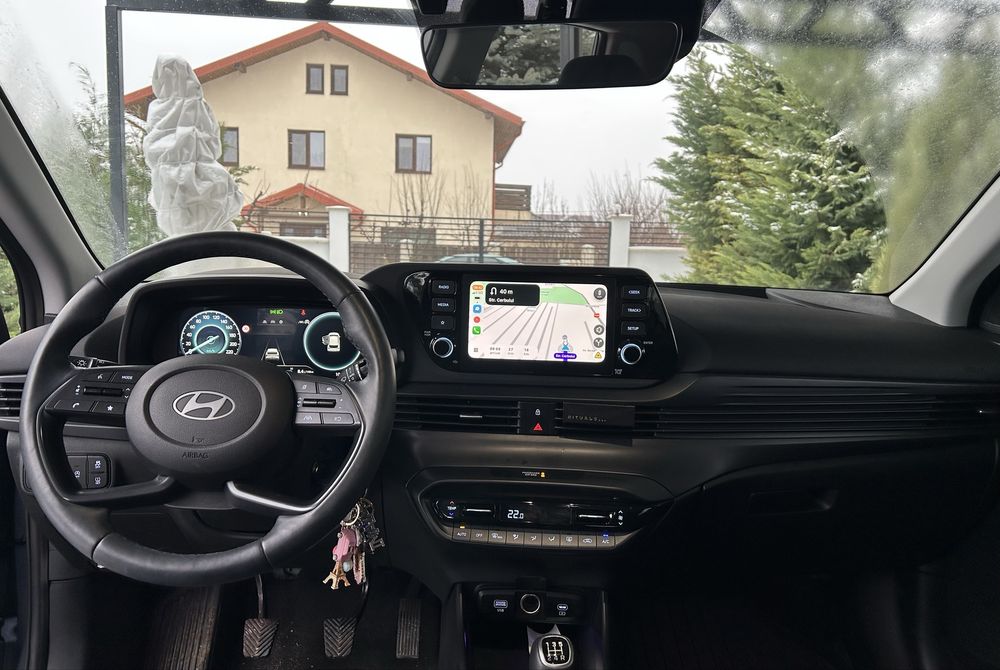 Hyundai i20, 1.2, Led Line, 2024, 10.000 km, + anvelope iarna cu jante