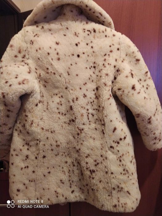 Шубка цигейковая на девочку 134\64 размер