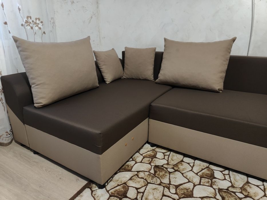 De vânzare colțar extensibil cu lada