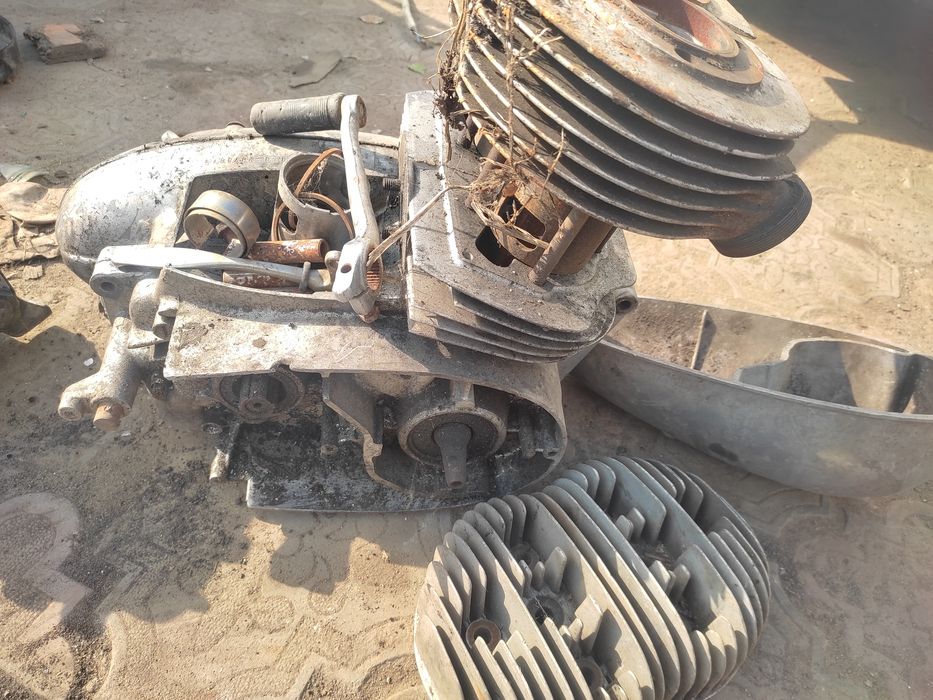 Мотор с Явы       .