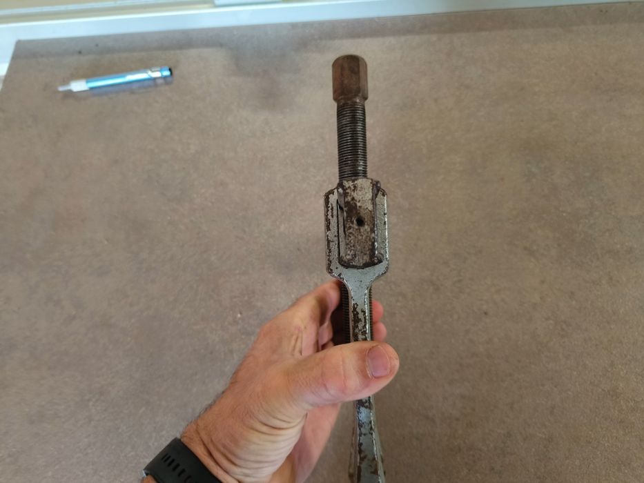 Двураменна Скоба за вадене на лагери Buco Germany