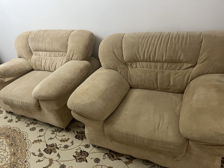Продам диван с креслом