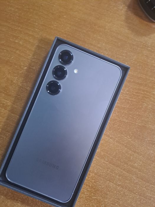 Продам Samsung S25