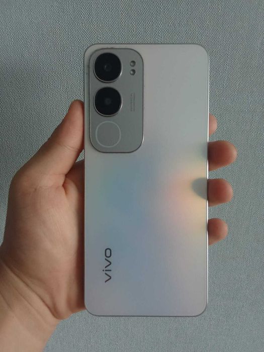 Vivo Y19s Pro — Идеальное состояние! Обмен на iPhone 11/12