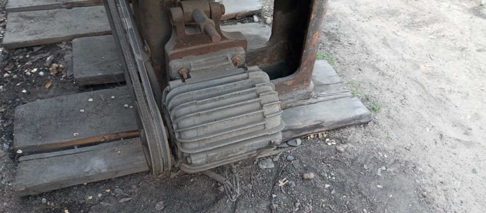 Продам советский фуговальный станок