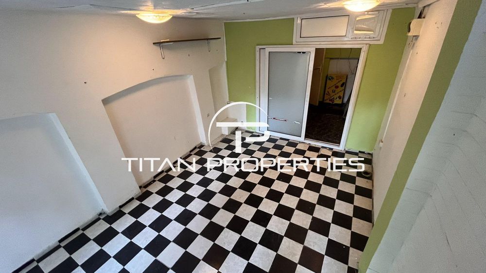 Дава се под наем Магазин в Бургас, Възраждане - 20 кв.м за 76.5 € - Снимка #1