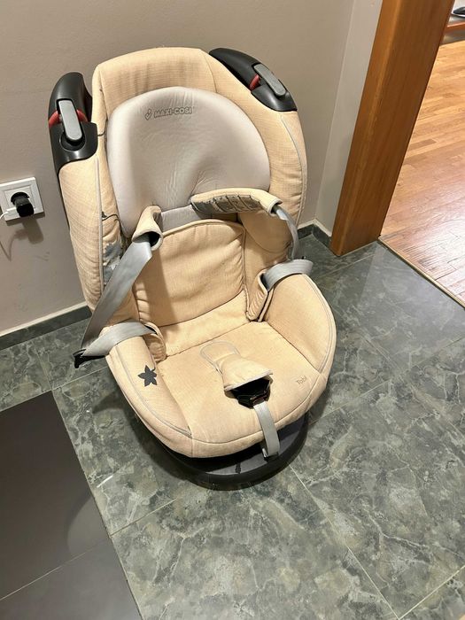 Детско столче за кола