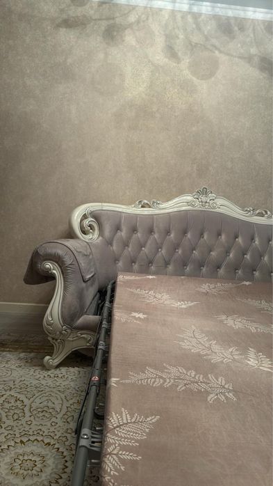 Диван в отличном состоянии