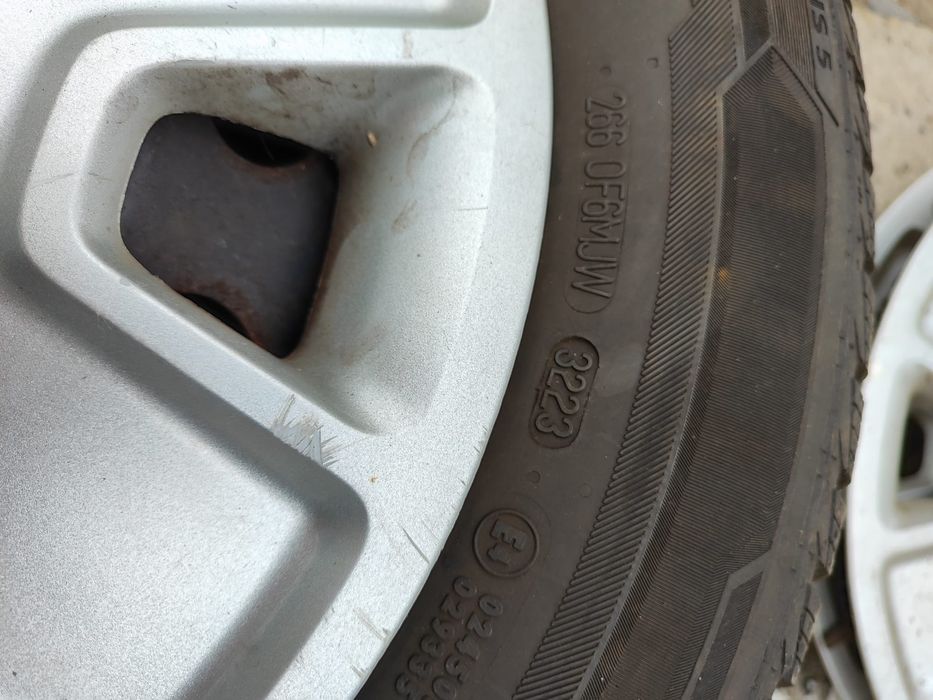 Roți/ cauciucuri  ford 195.65.15