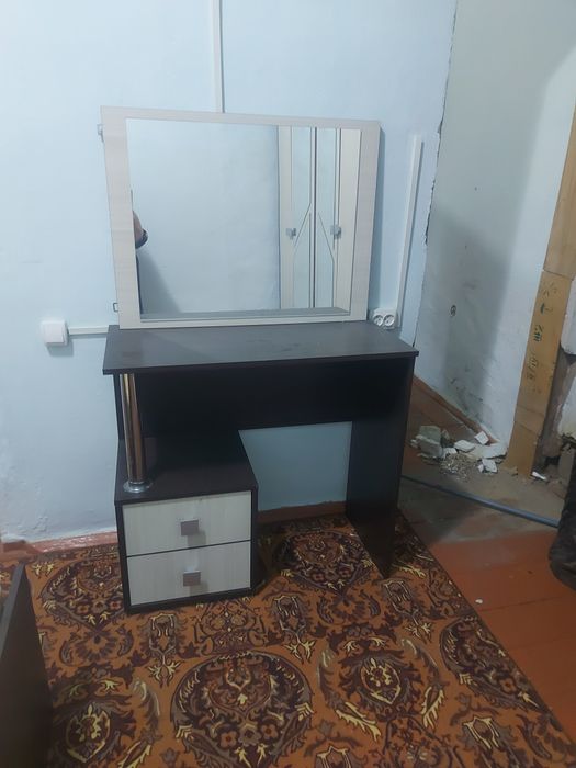 Спальный гарнитур б/у