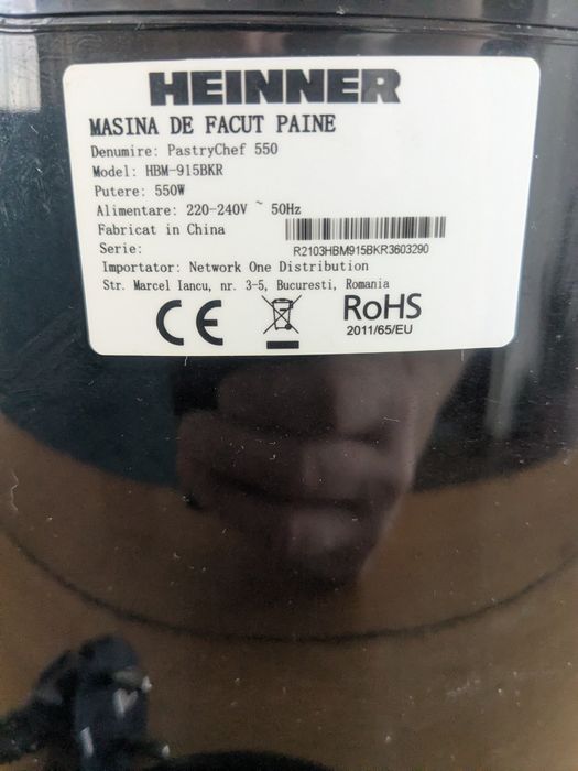 Mașina automata  de făcut pâine albă, integrală,  aluat