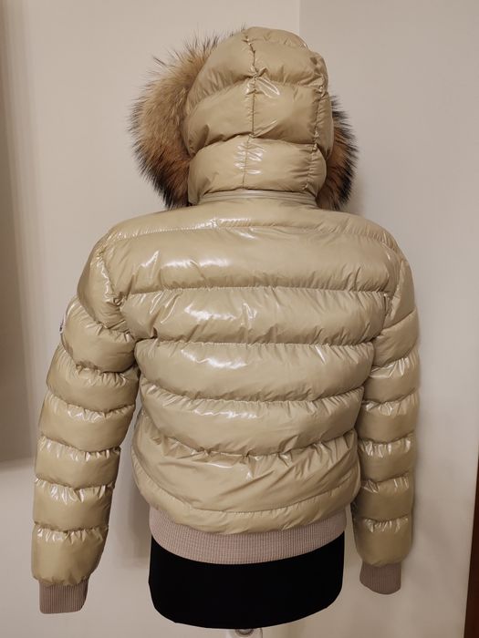 Geaca nouă de damă